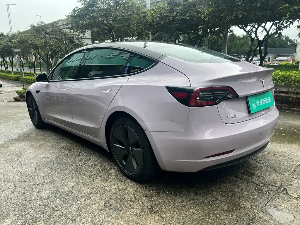 Tesla Model 3 — фото 7
