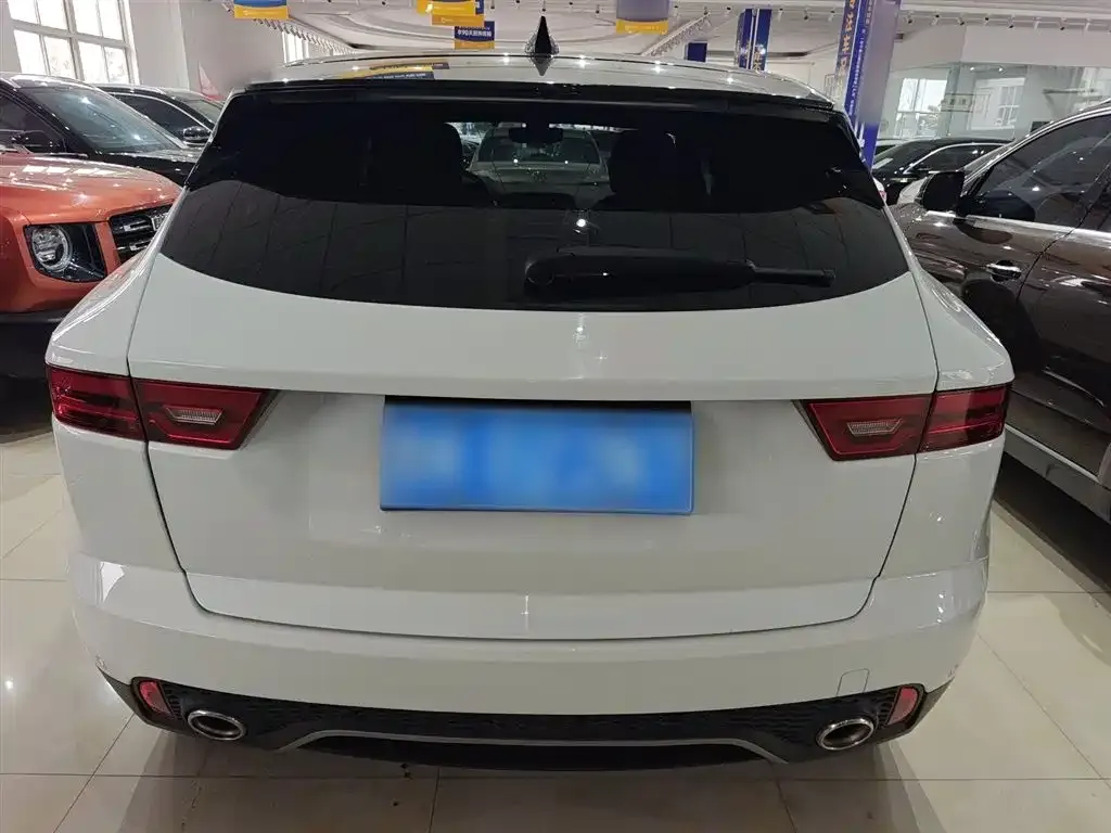 Jaguar E-PACE 2023 из CN, фото 6