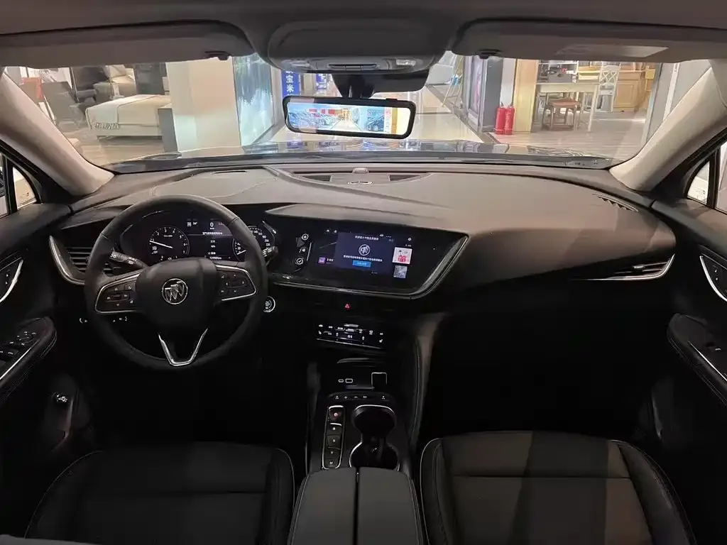 Buick Envision Plus — фото 8