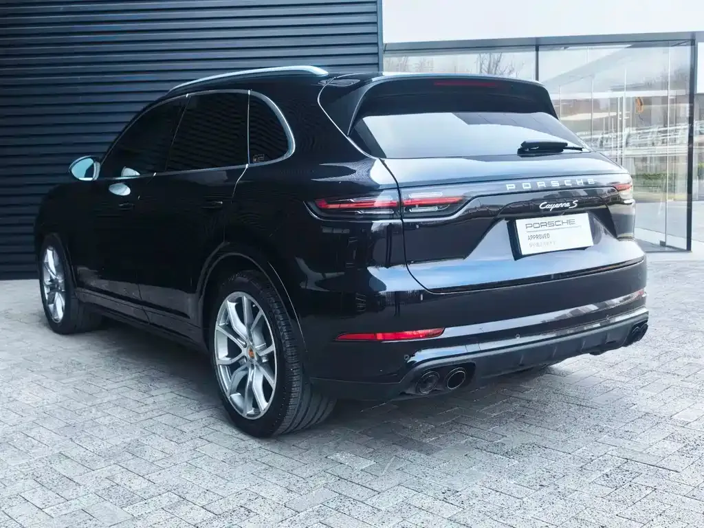 Porsche Cayenne — фото 8