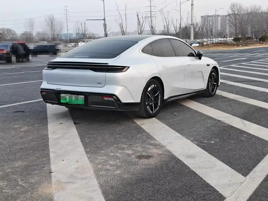Geely Galaxy E8 2024 из CN, фото 8