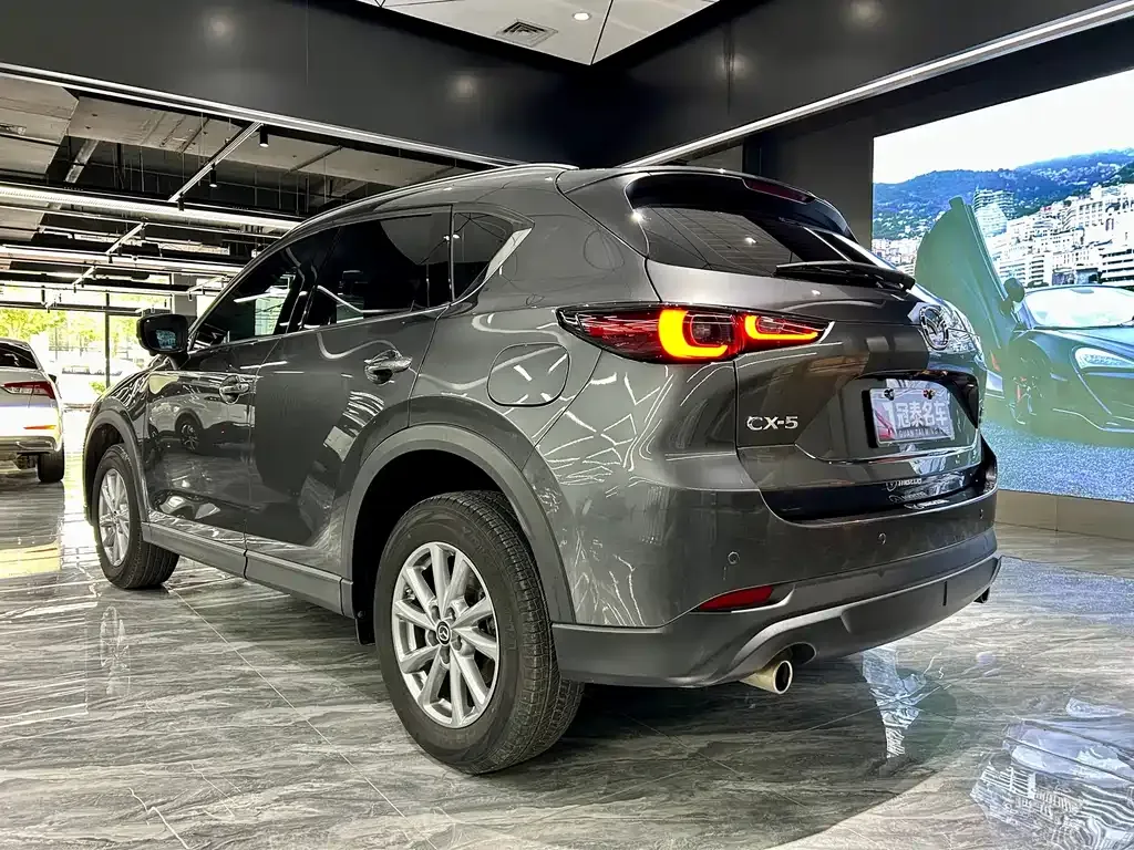 Mazda CX-5 — фото 8