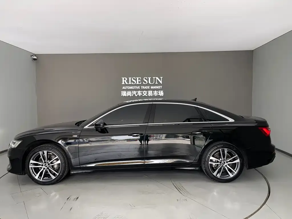 Audi A6L — фото 3