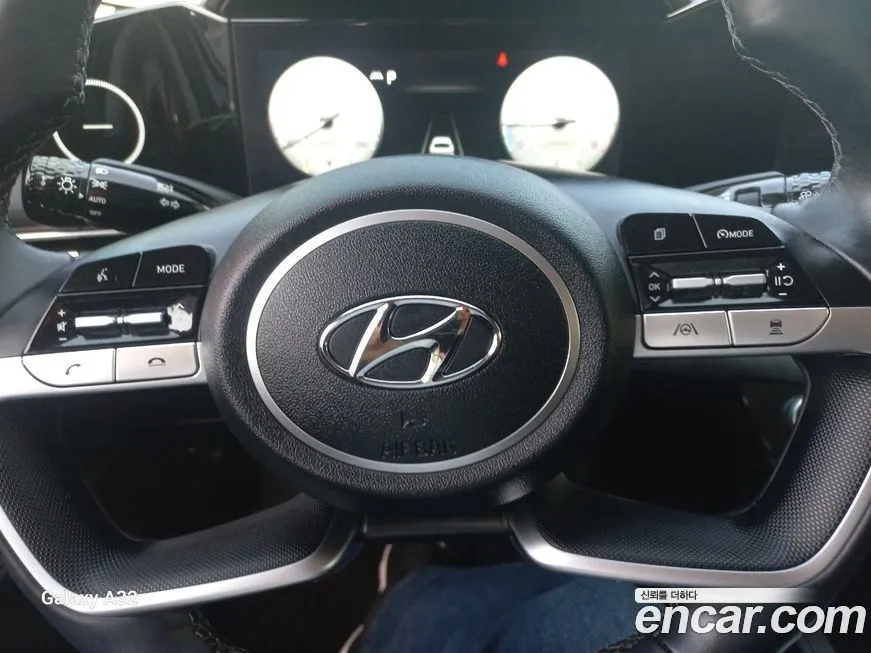 Hyundai AVANTE — фото 3