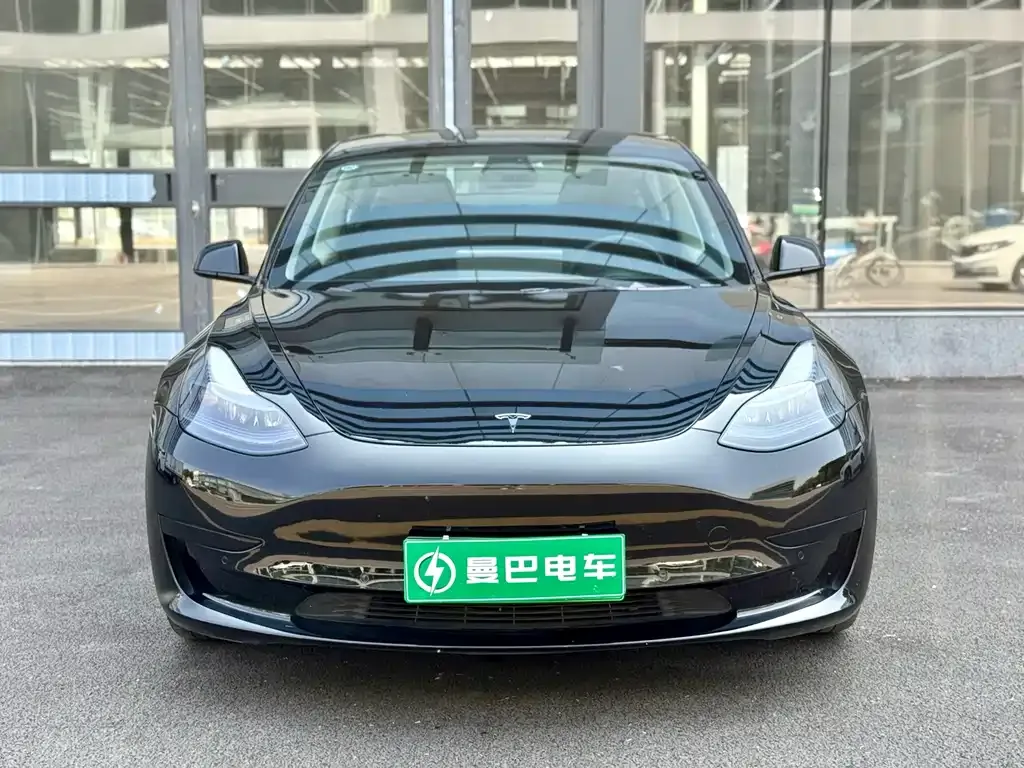 Tesla Model 3 — фото 5