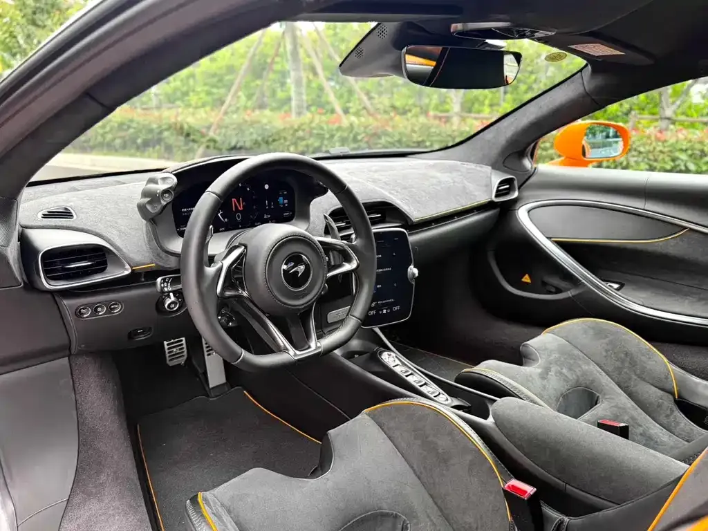 McLaren Artura 2024 из CN, фото 5