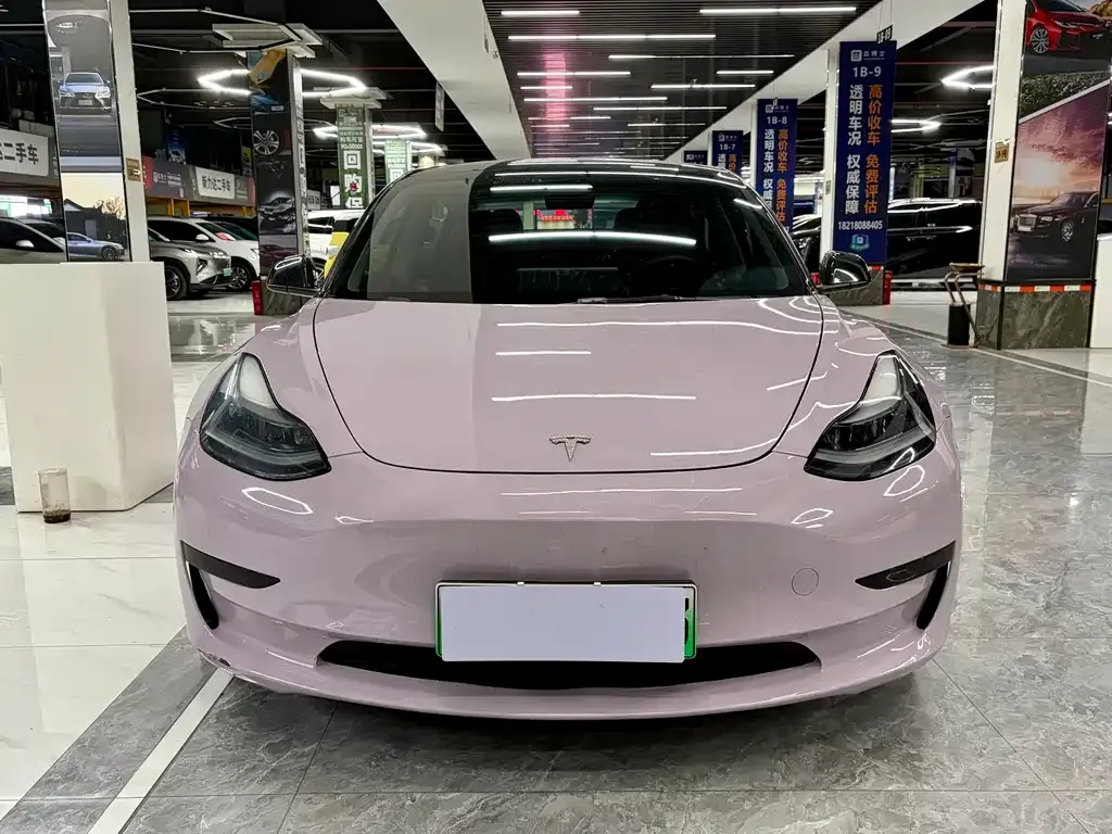 Tesla Model 3 — фото 9
