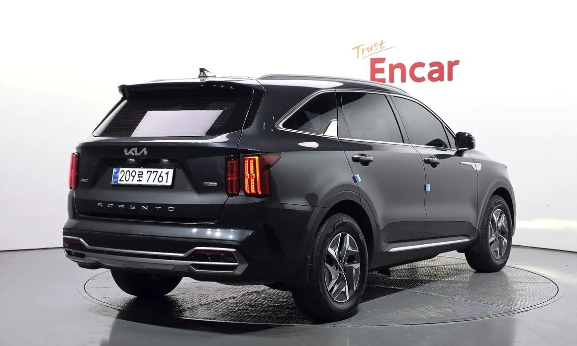 Kia Sorento — фото 3