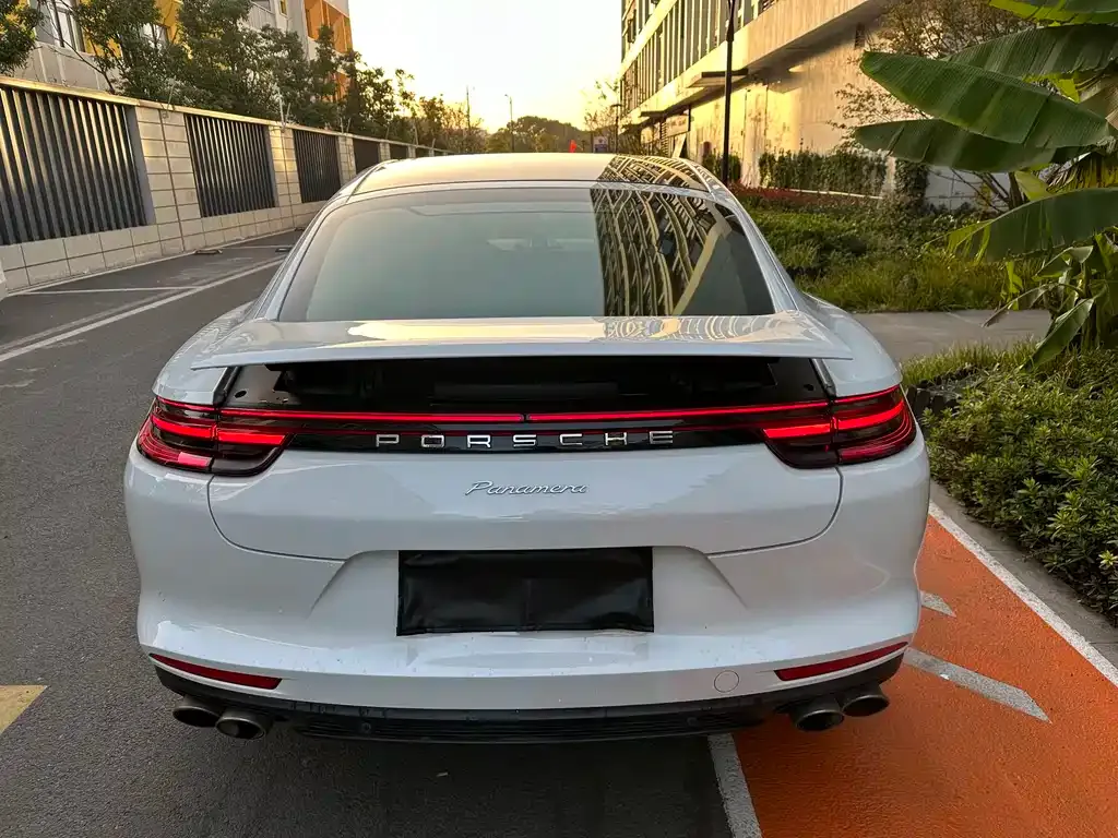 Porsche Panamera 2021 из CN, фото 5