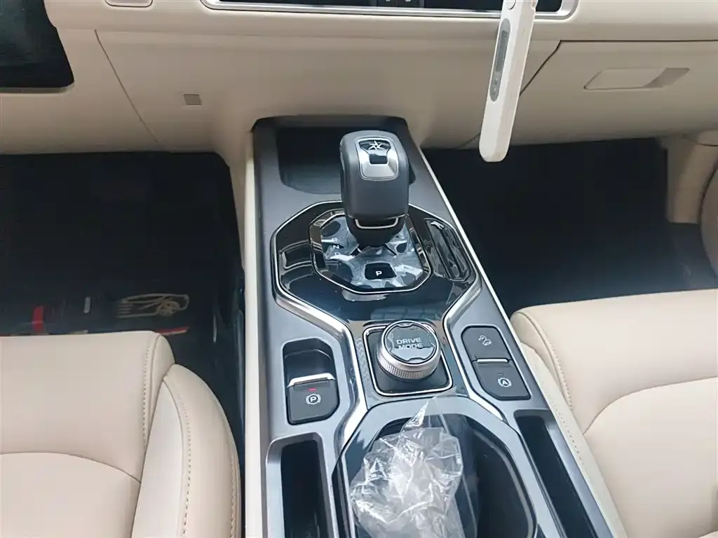 Geely Icon 2023 из CN, фото 2