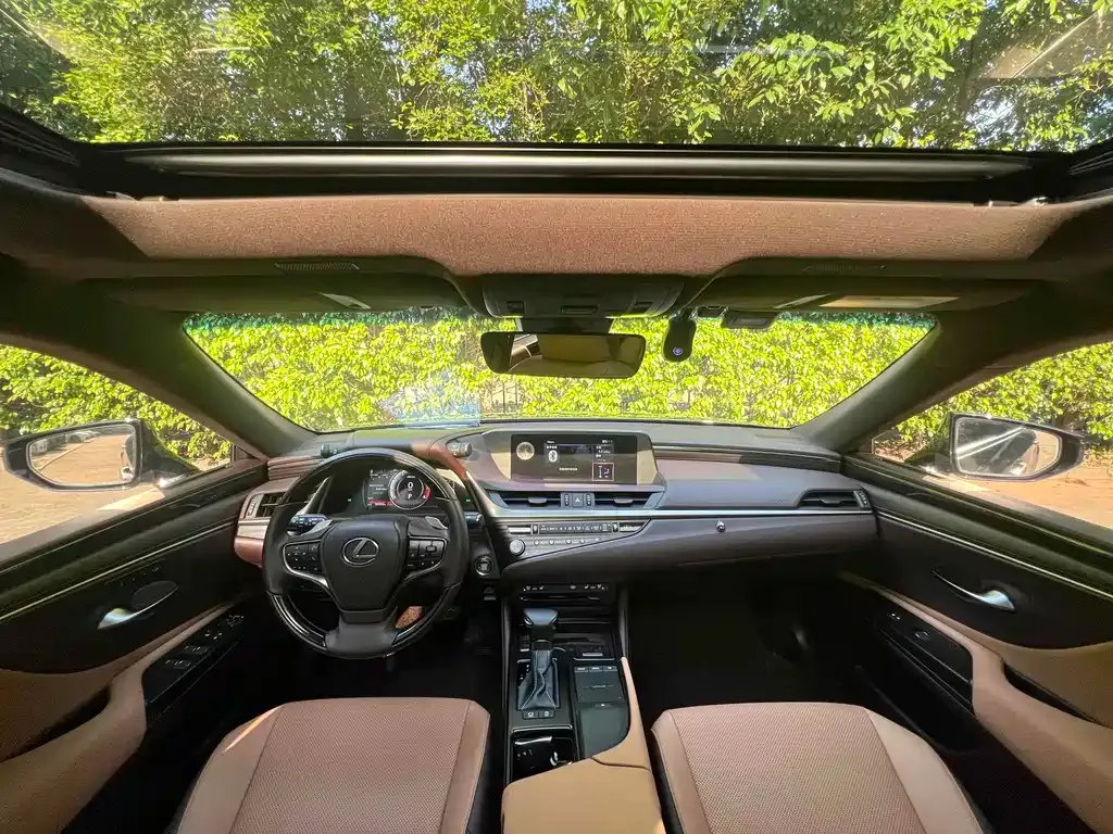 Lexus ES 2021 из CN, фото 5