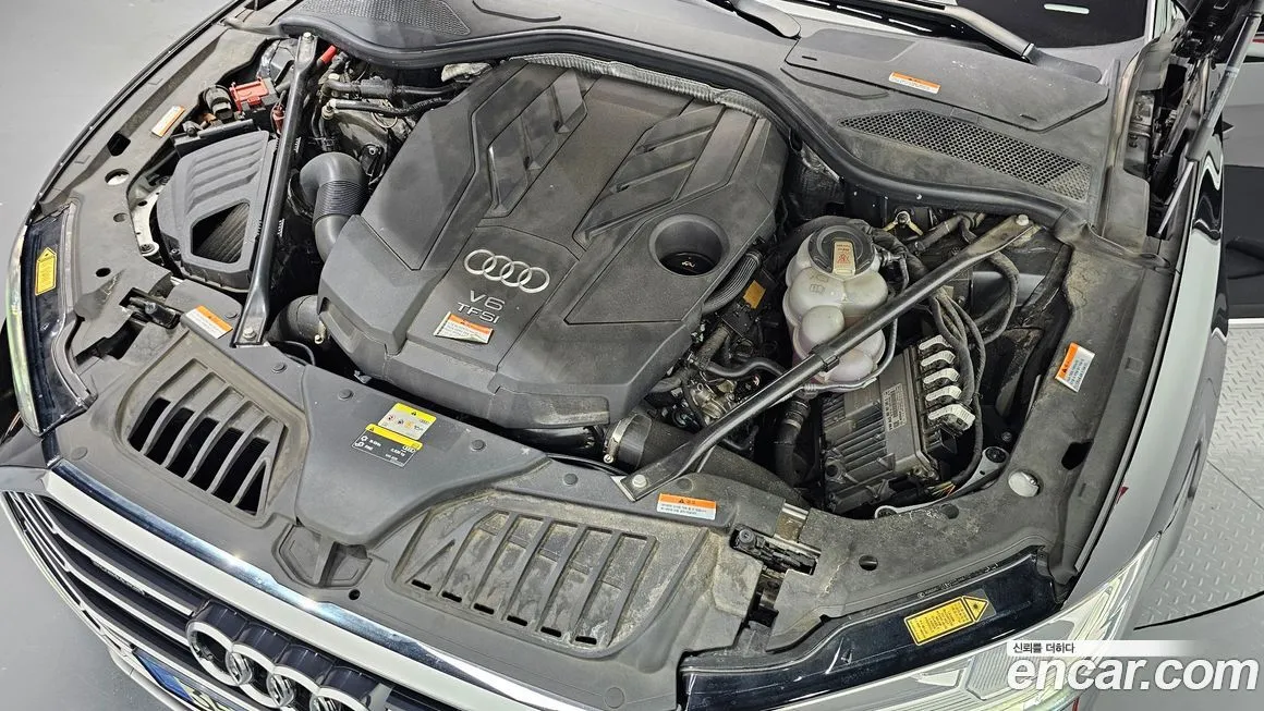 Audi A8 2021 из KR, фото 10