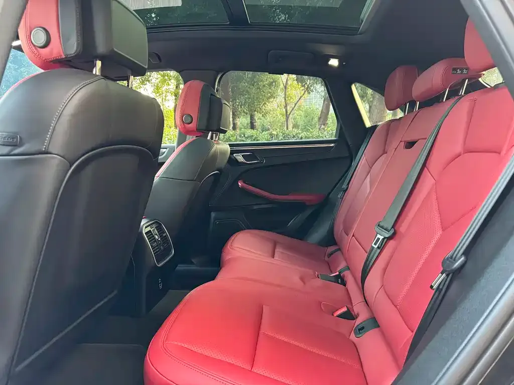Porsche Macan 2022 из CN, фото 7