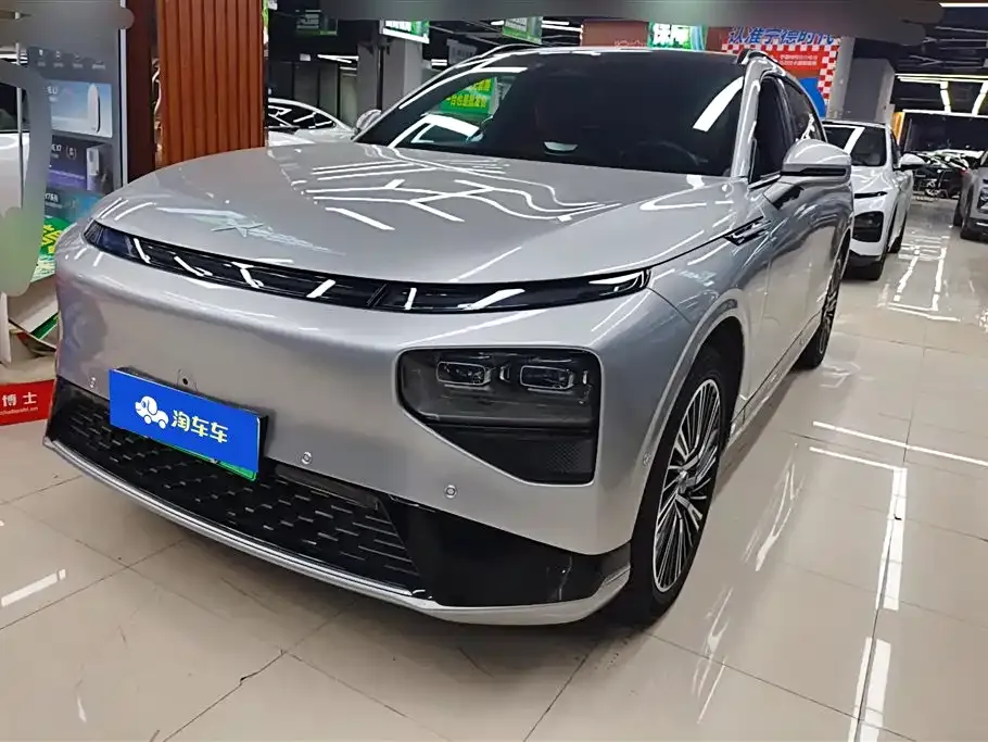 XPeng G9