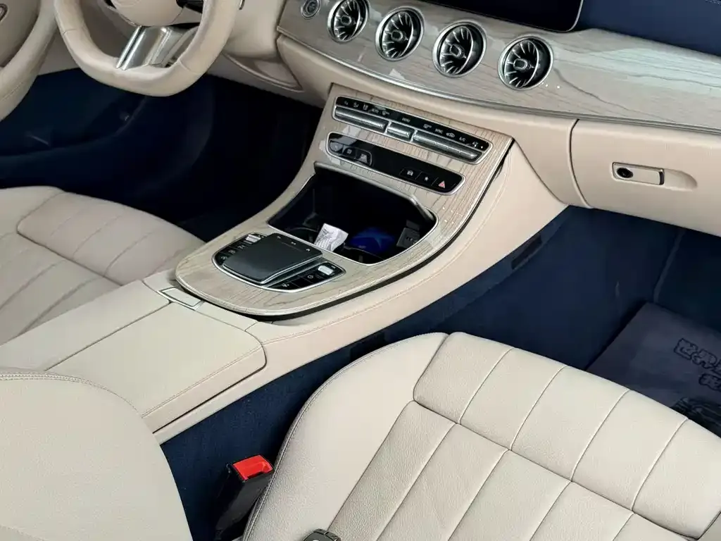 Mercedes-Benz E-Class (Import) — фото 7