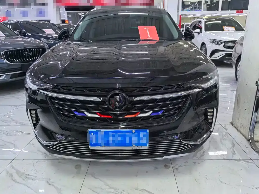 Buick Envision Plus — фото 9