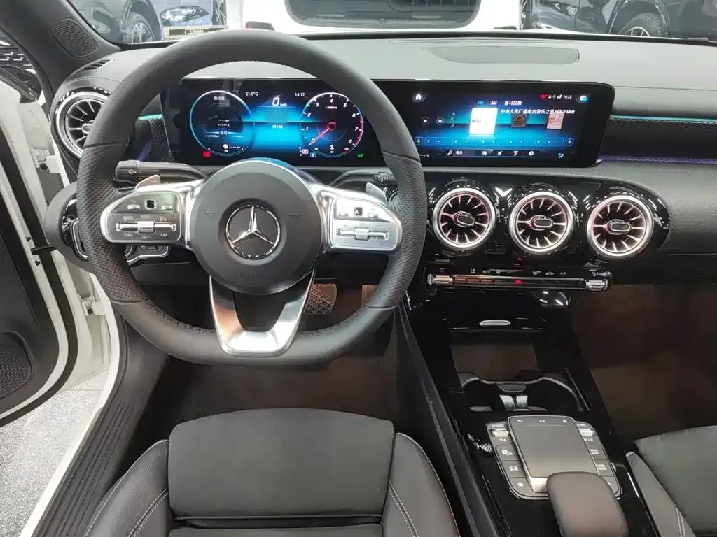 Mercedes-Benz A-Class — фото 10