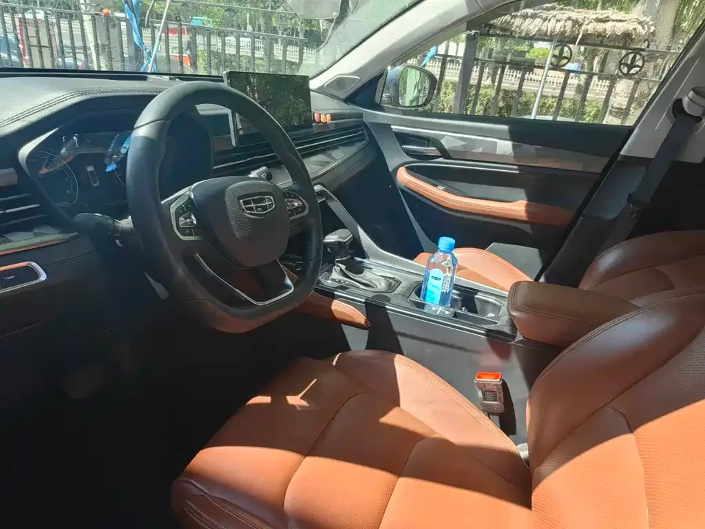 Geely Vision X6 2022 из CN, фото 3