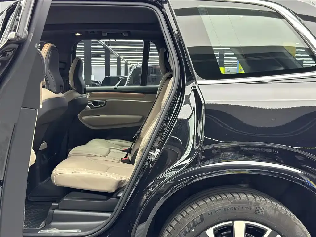 Volvo XC90 PHEV 2025 из CN, фото 9