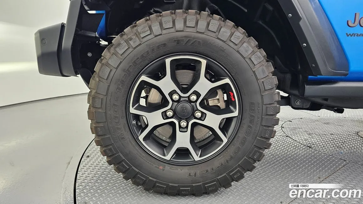 Jeep Wrangler 2023 из KR, фото 8