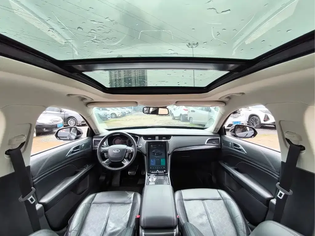 Ford Taurus 2021 из CN, фото 2