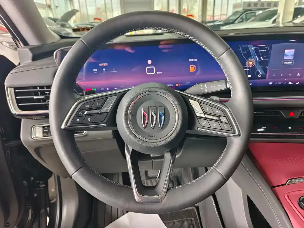 Buick Envision Plus — фото 6