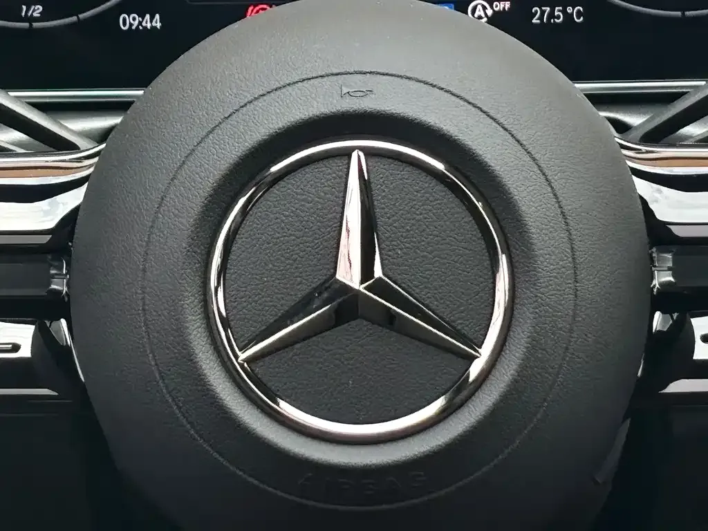 Mercedes-Benz C-Class 2024 из CN, фото 9