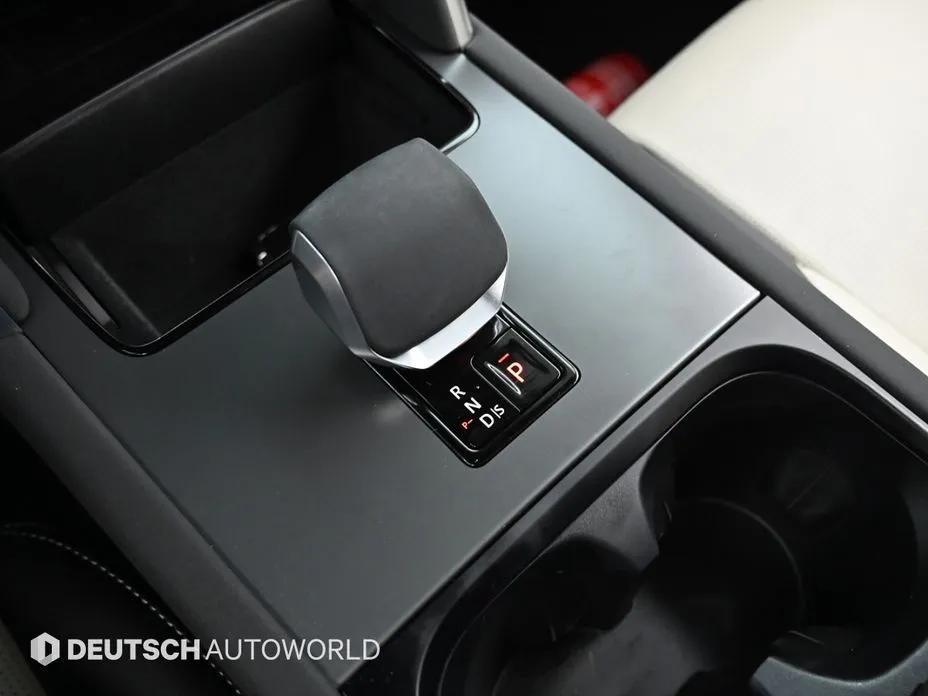 Land Rover Discovery Sport 2025 из KR, фото 3