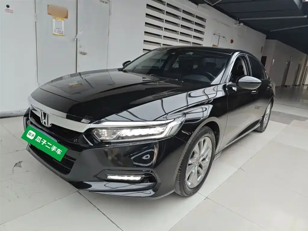 Honda Accord — фото 6