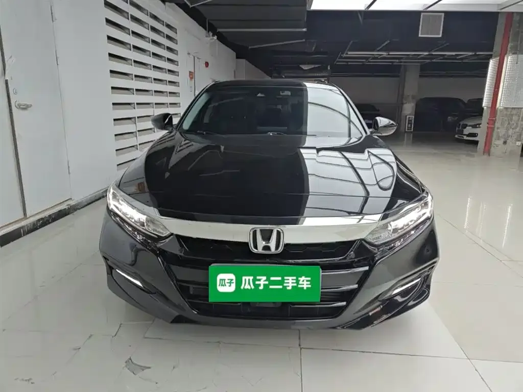 Honda Accord — фото 2