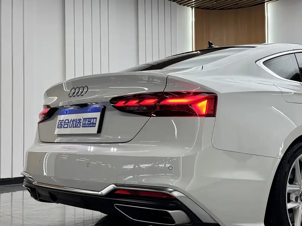 Audi A5 (Import) — фото 2