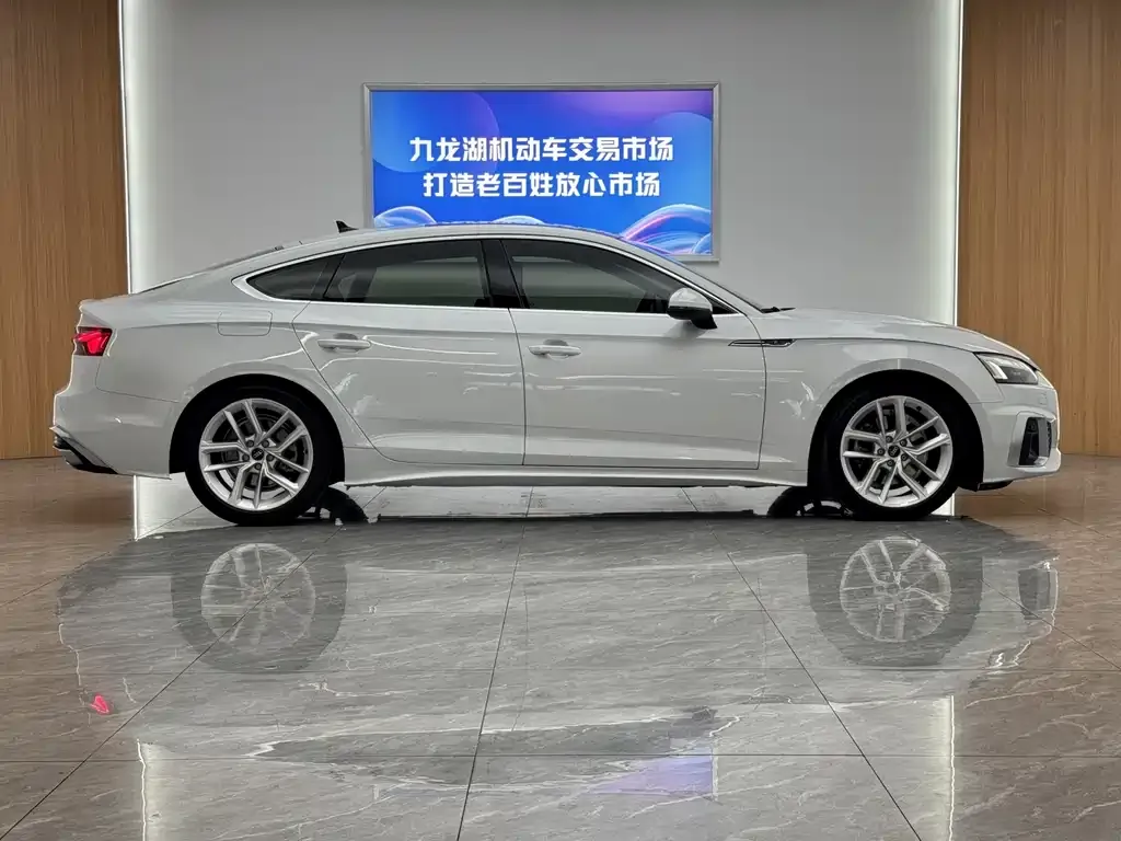 Audi A5 (Import) — фото 7