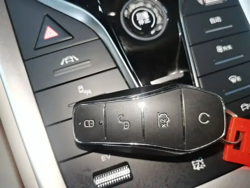 BYD Pro New Energy — фото 5