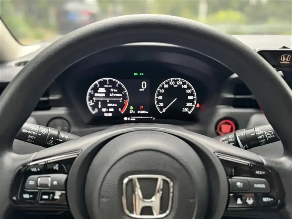 Honda Vezel — фото 4