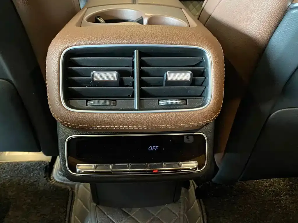 Mercedes-Benz GLE New Energy 2024 из CN, фото 3