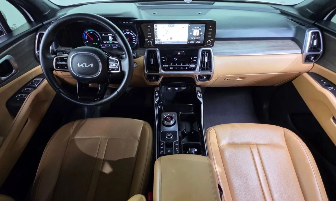 Kia Sorento — фото 9
