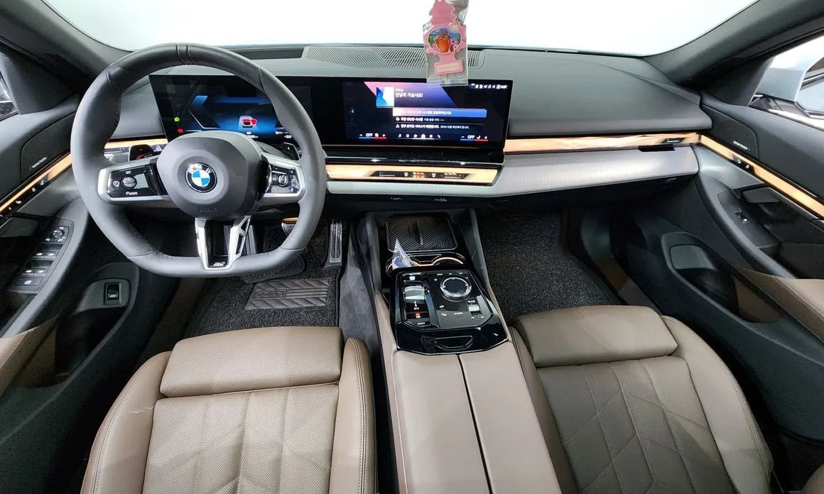 BMW 5-Series 2025 из KR, фото 10
