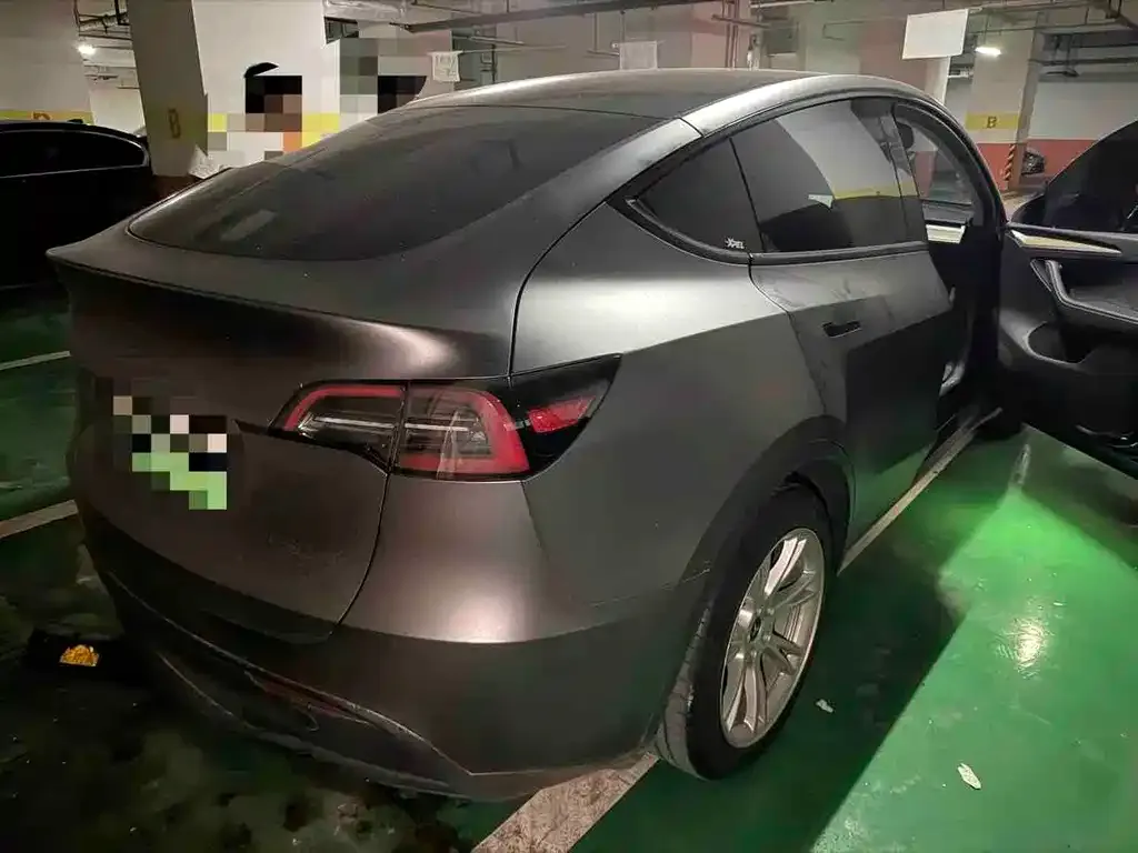 Tesla Model Y — фото 2