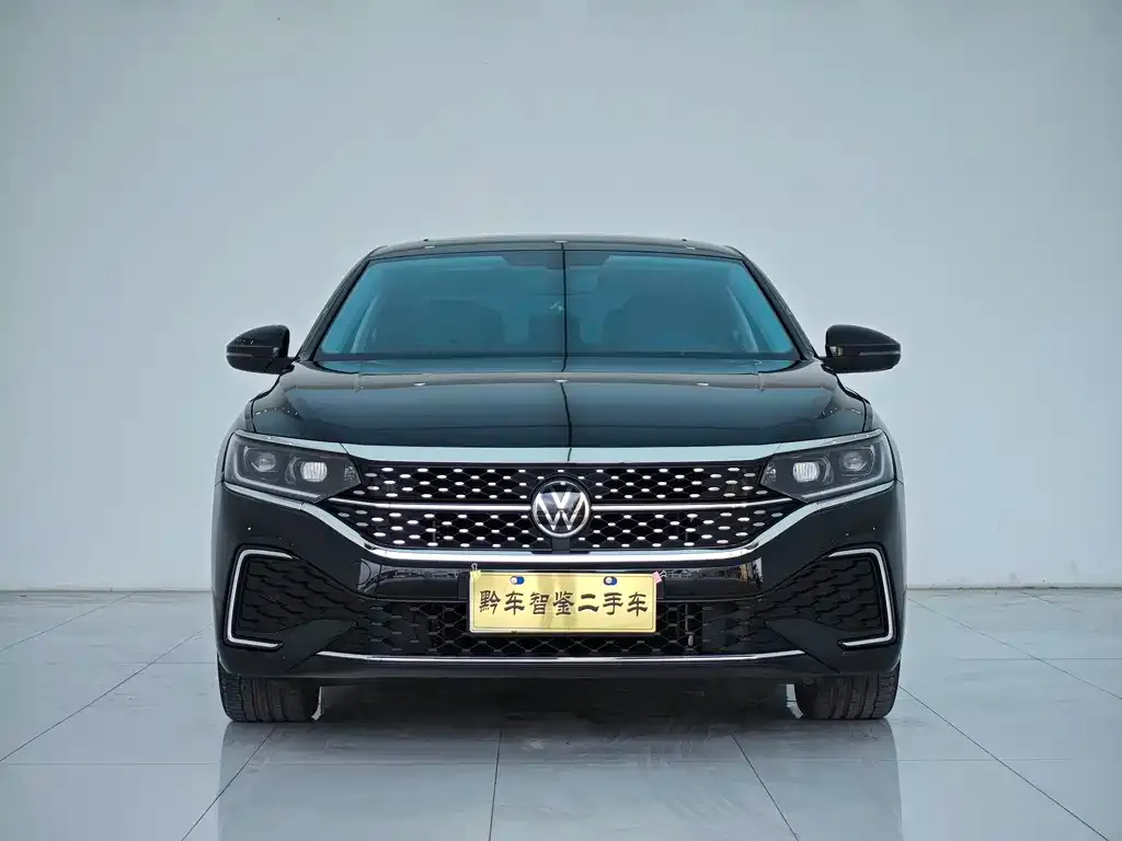 Volkswagen Passat — фото 3