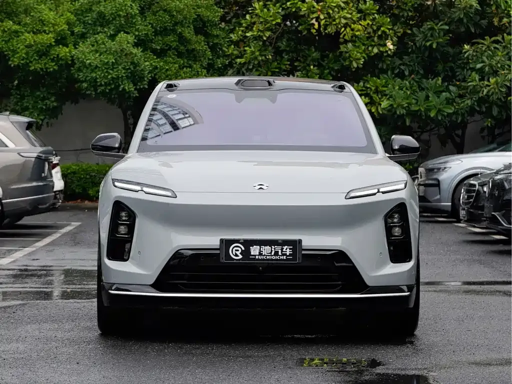 NIO EC6 — фото 10