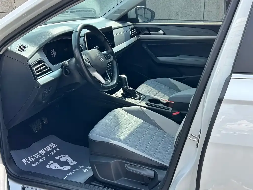Volkswagen Lavida 2022 из CN, фото 2