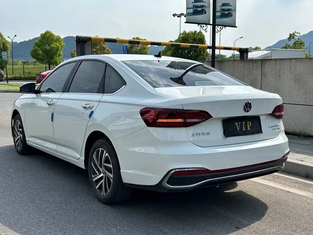 Volkswagen Lavida 2022 из CN, фото 10