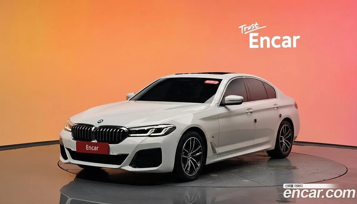 BMW 5-Series 523d M Sport 1