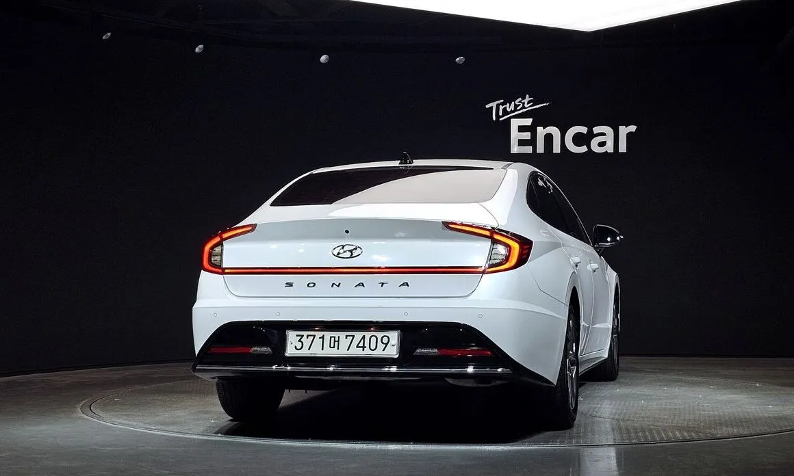 Hyundai Sonata 2022 из KR, фото 3