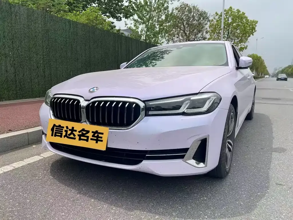BMW 5 Series — фото 1
