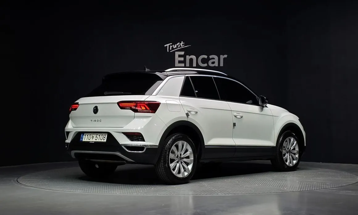 Volkswagen T-Roc — фото 5