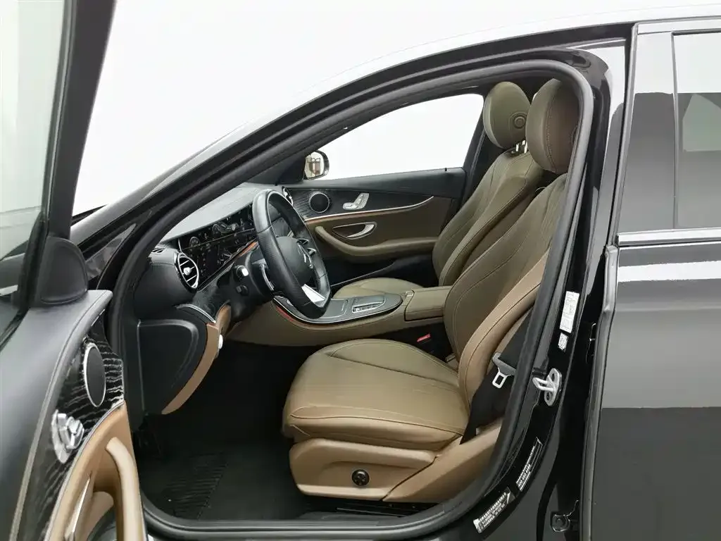 Mercedes-Benz E-Class (Import) 2021 из CN, фото 4