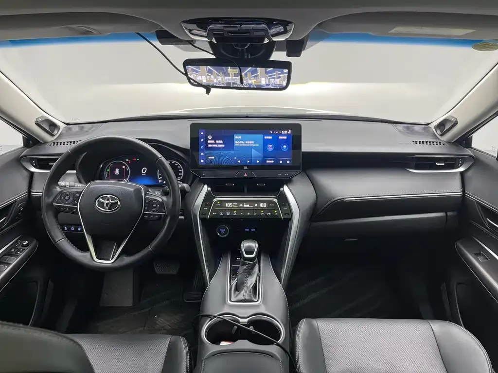Toyota Harrier — фото 9