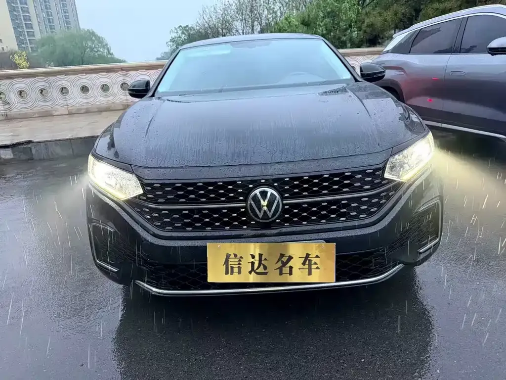 Volkswagen Passat — фото 4