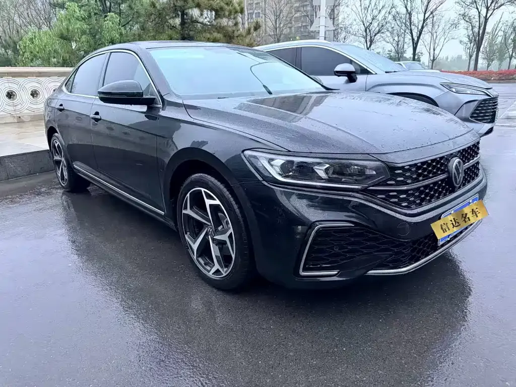 Volkswagen Passat — фото 6